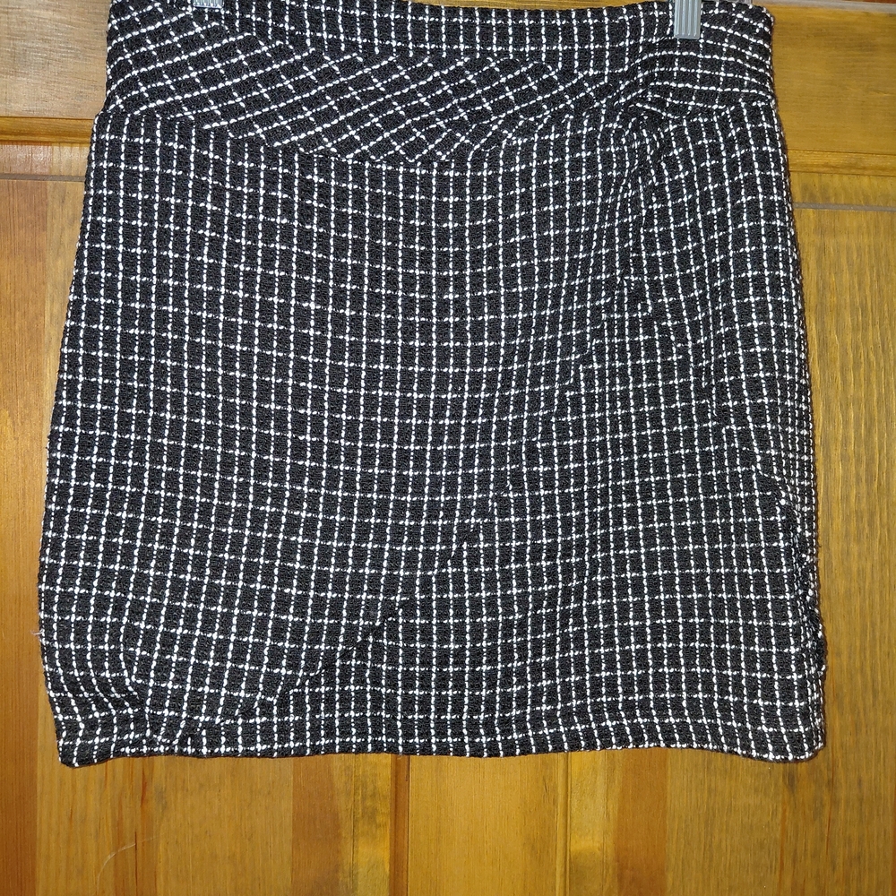 SHEIN Black and White Plaid Mini Skirt